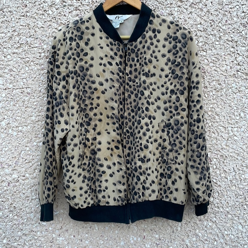 Leopard Or Cheetah Print Bomber Style Jacket - image 3